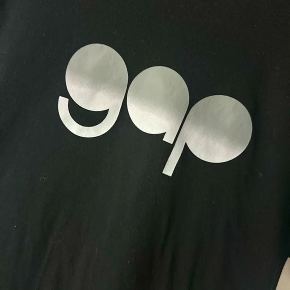 GAP Men’s Black Short Sleeve T-Shirt Size Medium - Picture 2 of 4